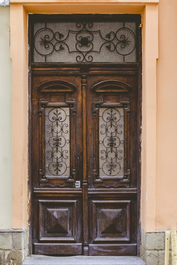 Discover London"s Rich History: Your Guide to Free Walking Tours in Iconic Neighborhoods